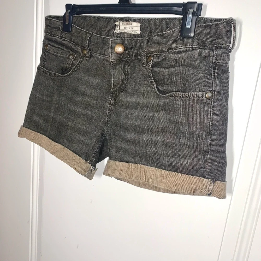 Free People grey wash denim cuffed shorts size 29